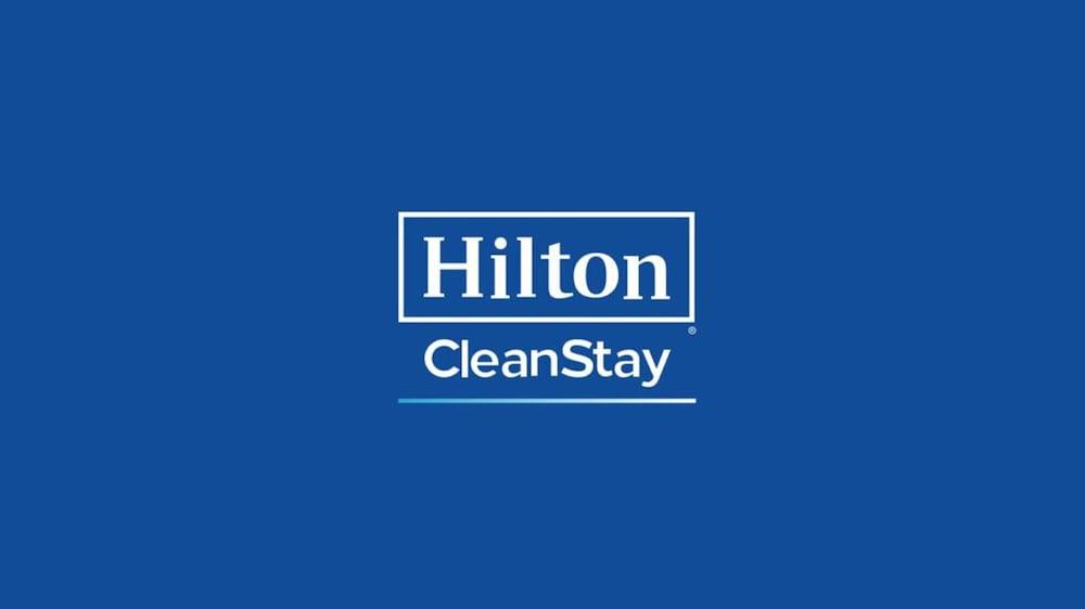 Homewood By Hilton Manchester/airport Hotel